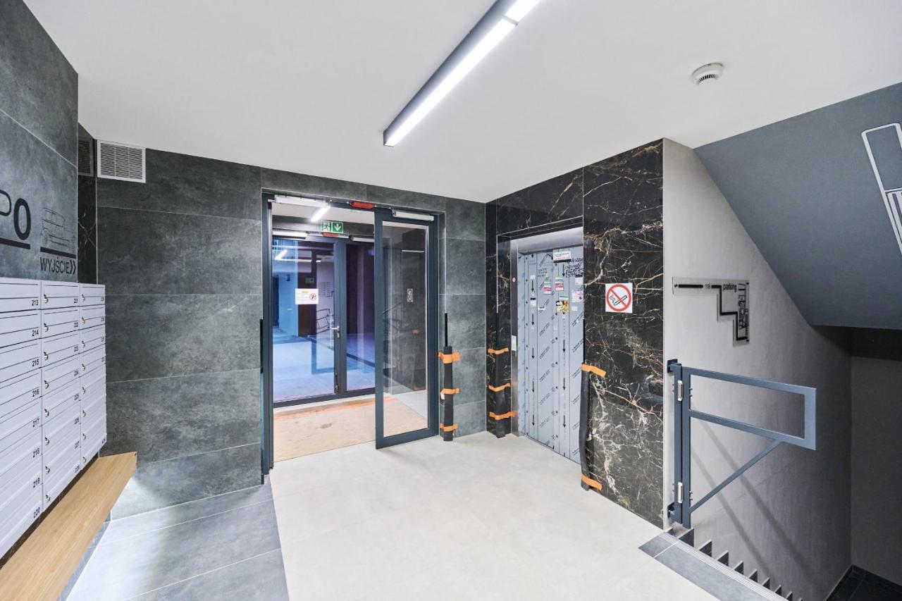 Nowa Manufaktura Apartment Wroclaw Krzyki By Noclegi Renters Kültér fotó
